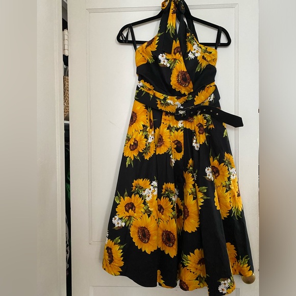 Unique Vintage Black Sunflower Print Tarrytown Dress - Picture 5 of 7